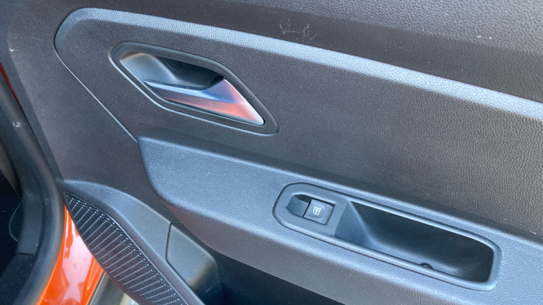 Dacia Duster 1.0 TCe 100 Prestige 5dr Bi Fuel Estate